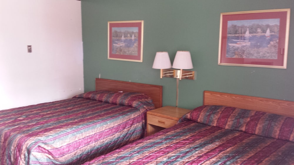 Room, 2 Queen Beds