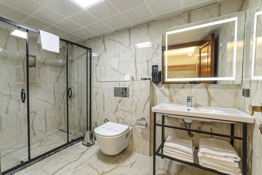 Economy Quadruple Room (Basement Floor) photo 3