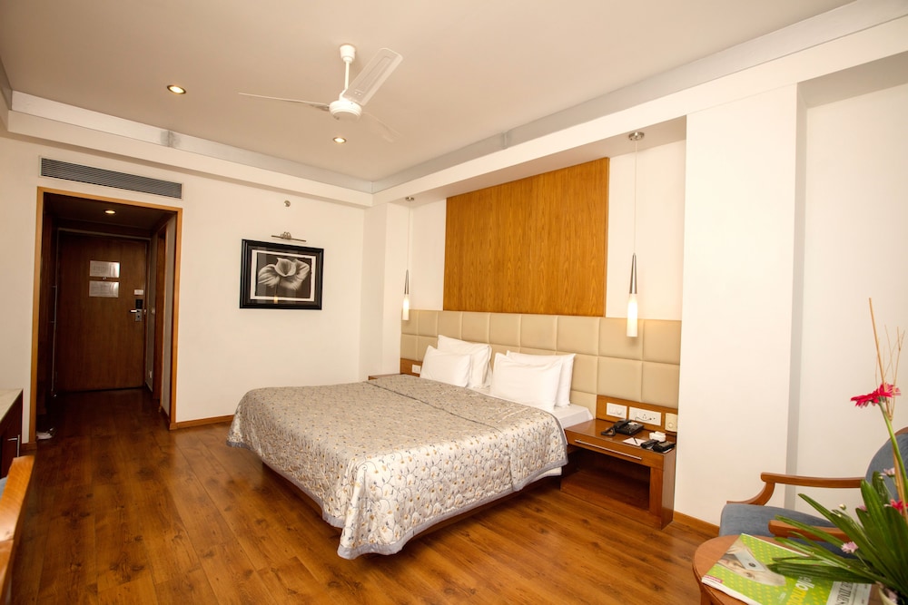 Club Room - Photo 1