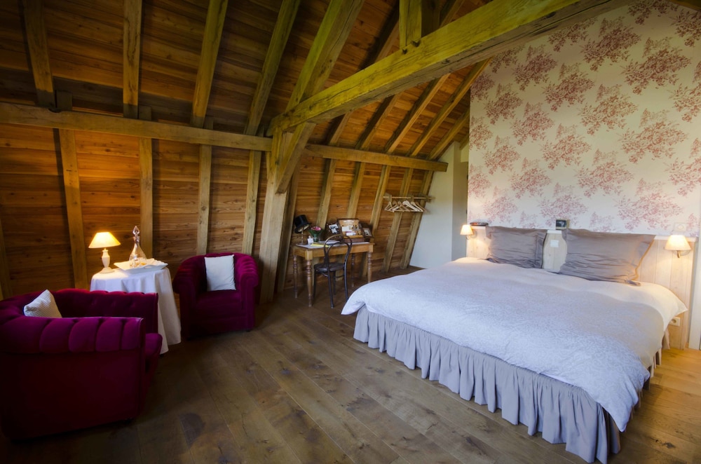 Suite photo 1