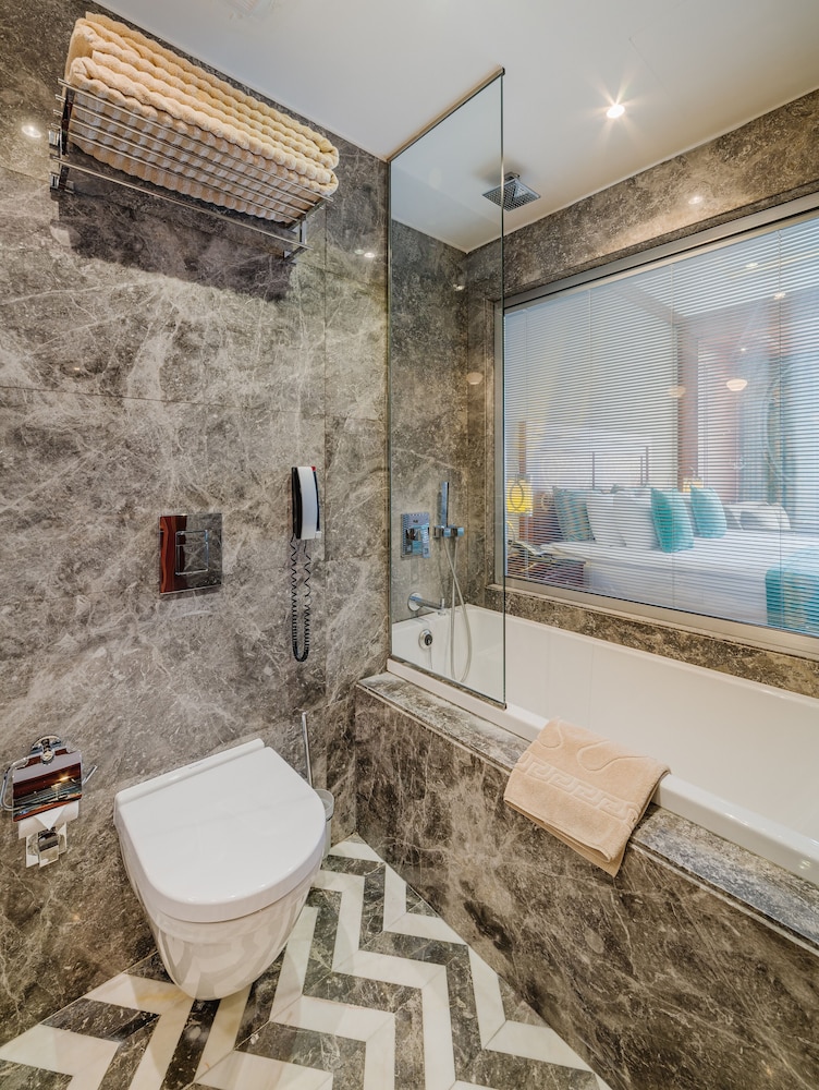 Junior Suite - Photo 1