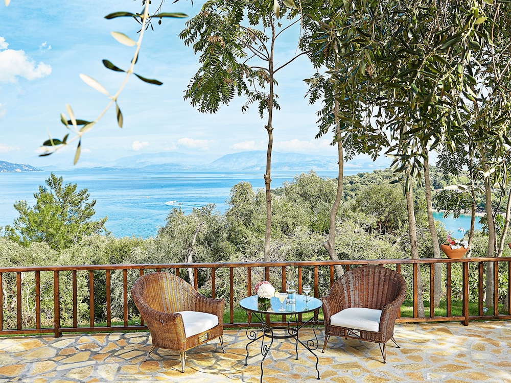 Dream Villa 2 Bedroom thumbnail 5