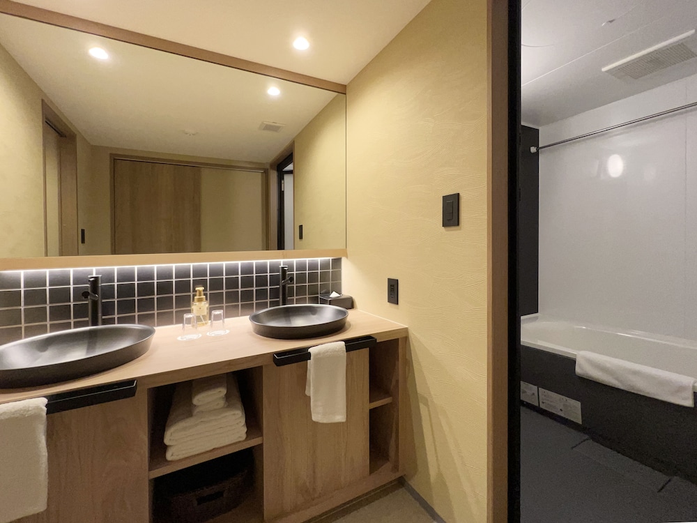 Superior Twin Room - Photo 5