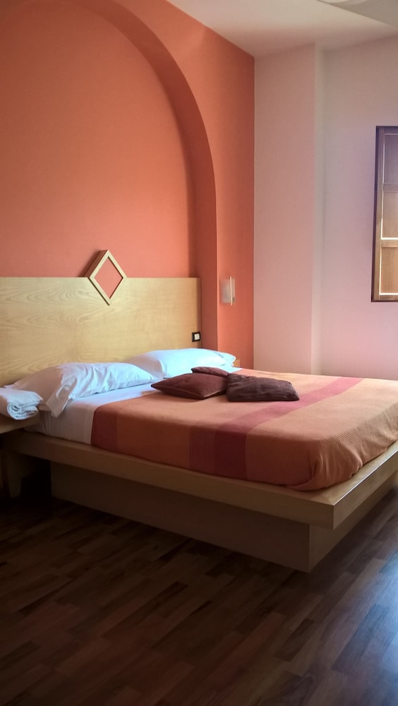 Triple Room - Photo 1
