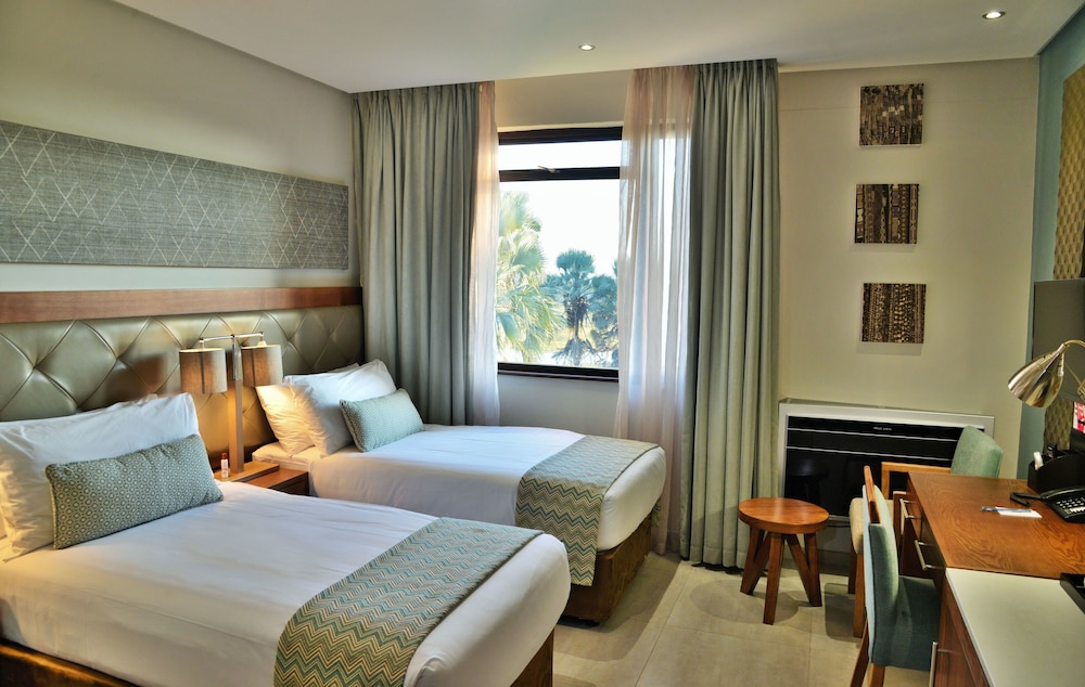 Standard Room, 2 Twin Beds, River View
