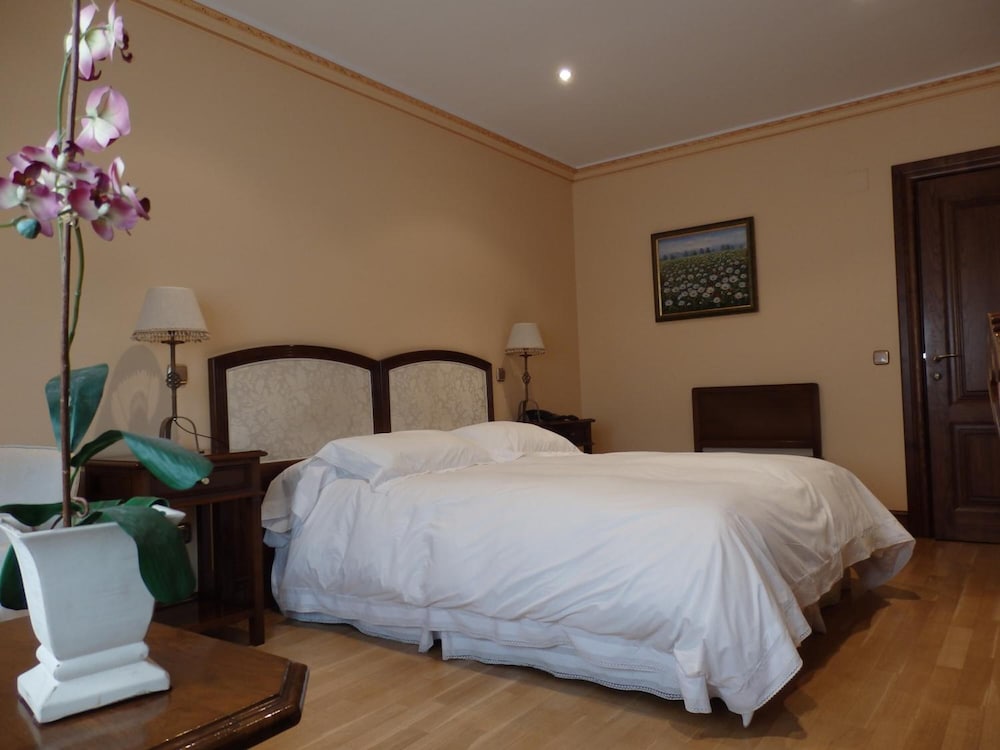 Suite - Photo 4