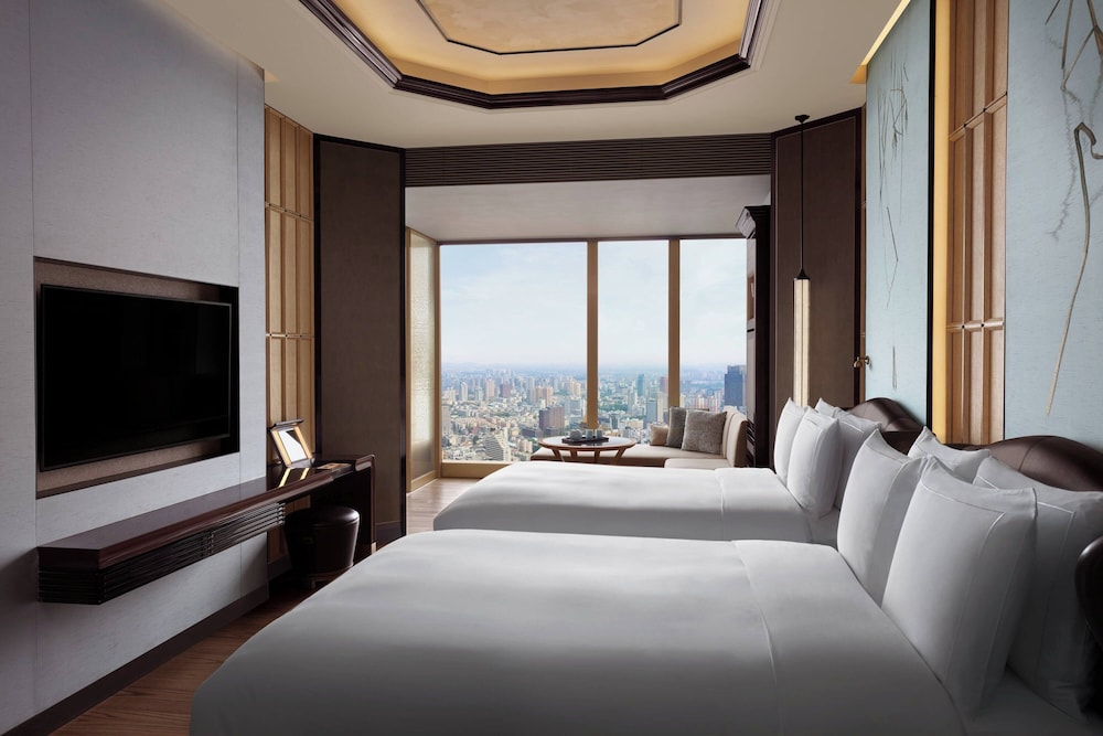 Room, 2 Twin Beds (View) - Photo 2
