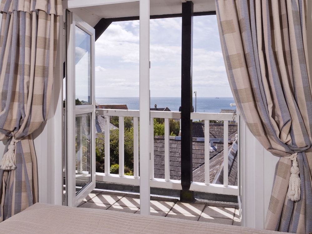 Superior Double Room, Private Bathroom, Sea View (Not Ensuite Balcony )