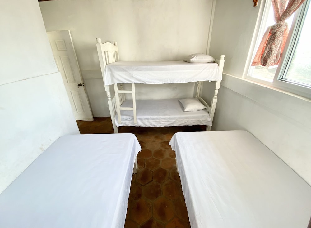 Deluxe Quadruple Room photo 2