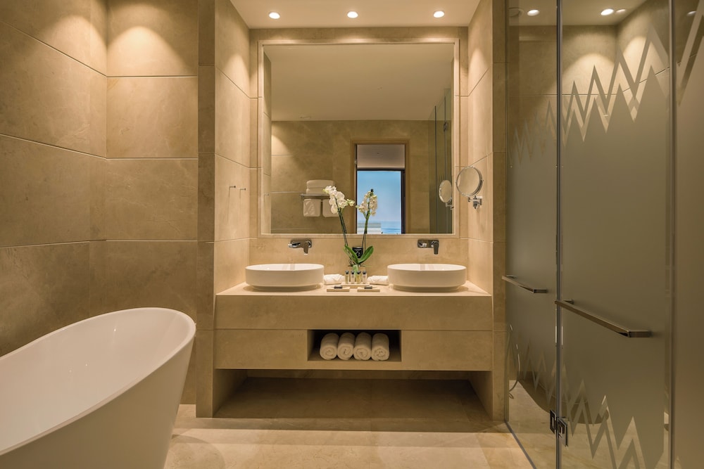 Residence One-Bedroom Suite with Private Pool