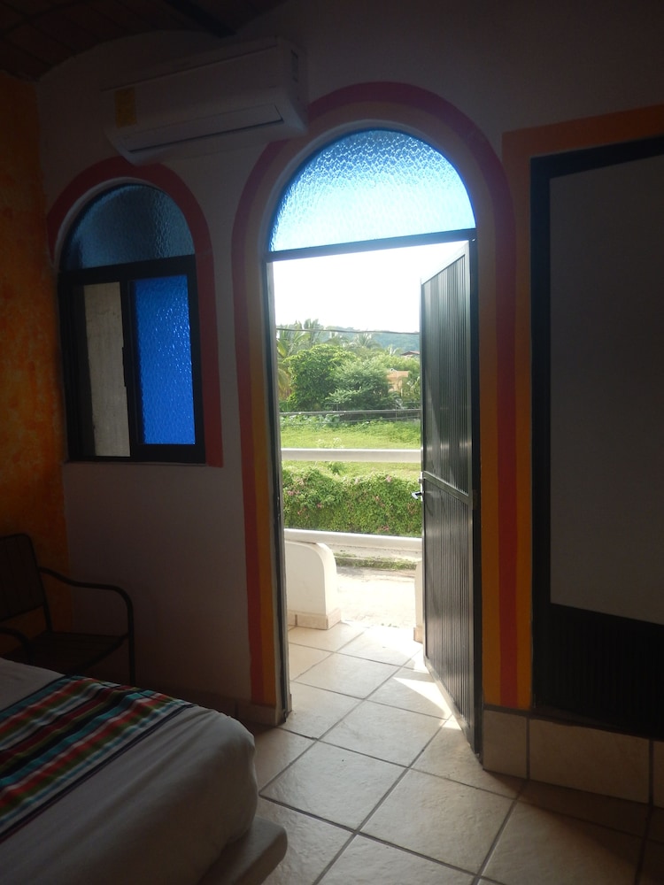 Family Bungalow, 2 Bedrooms, Kitchenette, Pool View photo 1