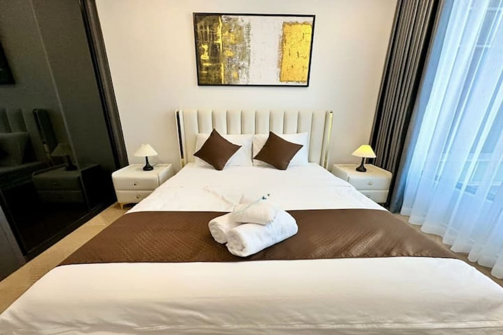 Family Suite, 4 Bedrooms, Club Lounge Access, Harbor View