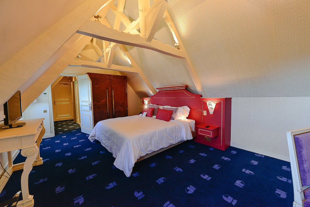 Deluxe Room - Photo 1