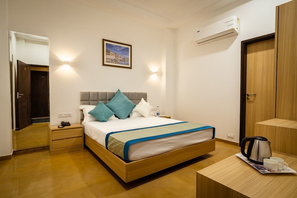 Deluxe Room - Photo 1