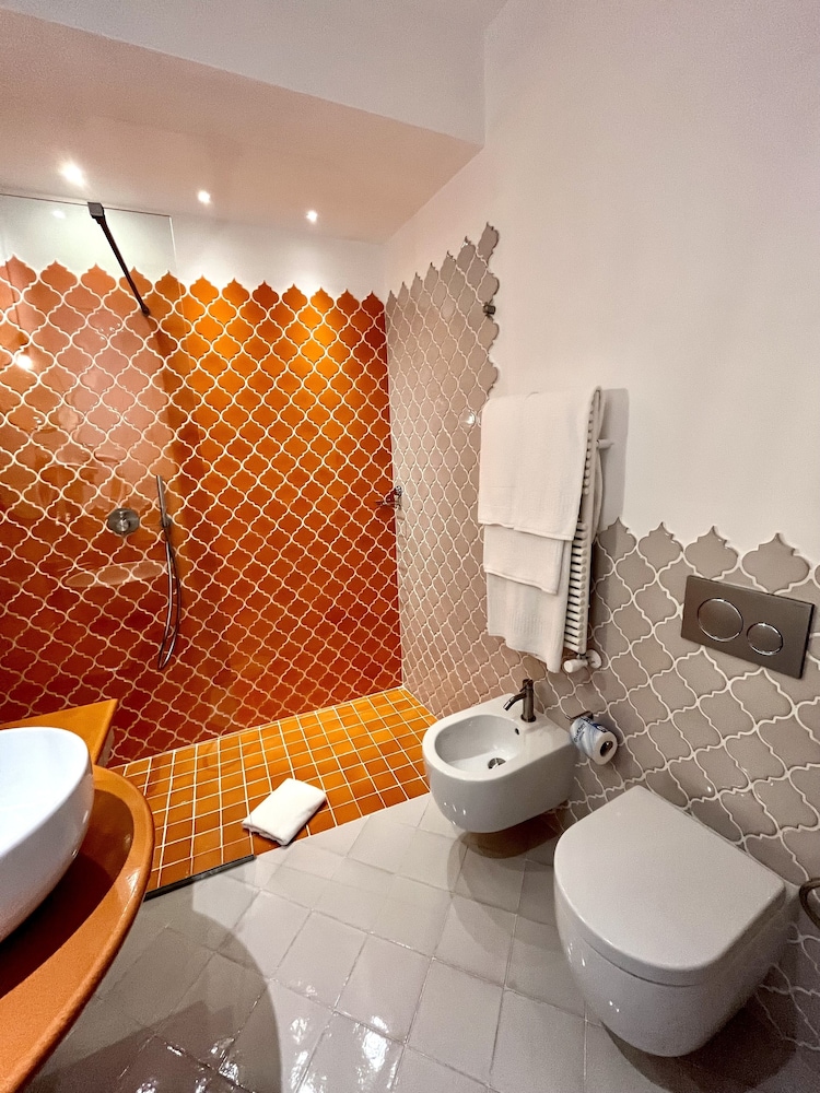 Superior Queen Room, Terrace, Sea view - Photo 8