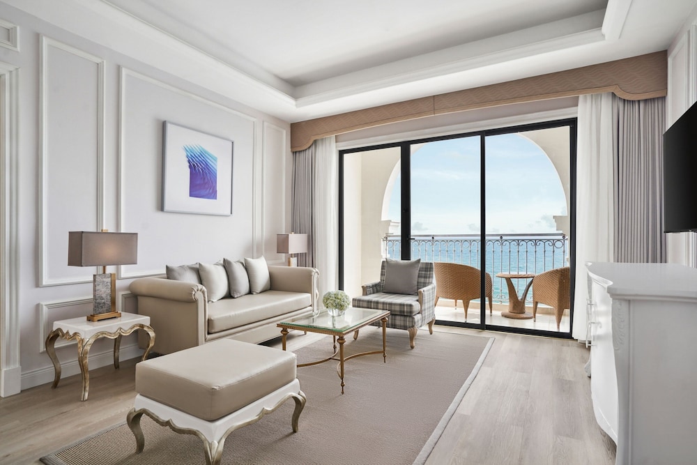 Senior Suite, 1 Bedroom, Ocean View photo 3