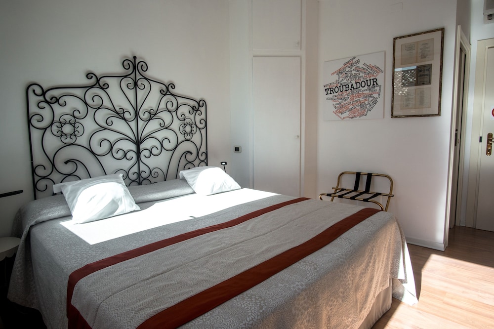 Romantic Room photo 2