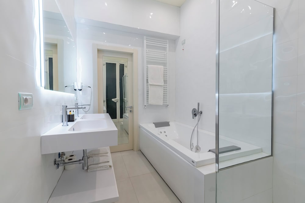 Quadruple Room - Photo 45