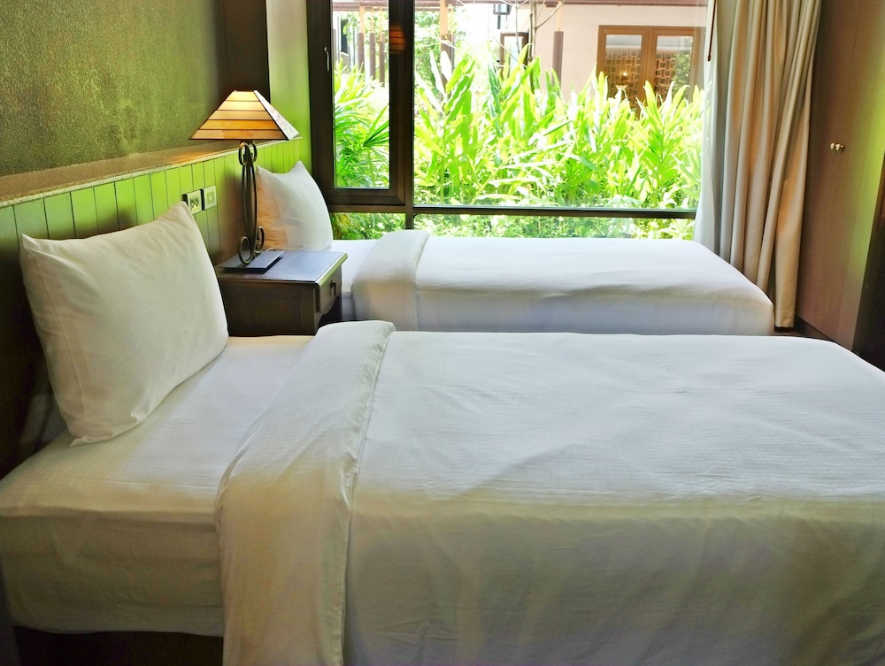 Superior Twin Bed (1st Floor)