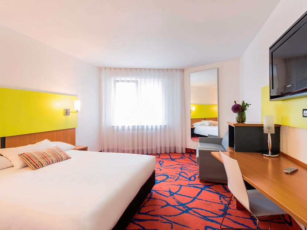 Standard Twin Room, 2 Twin Beds - Photo 1