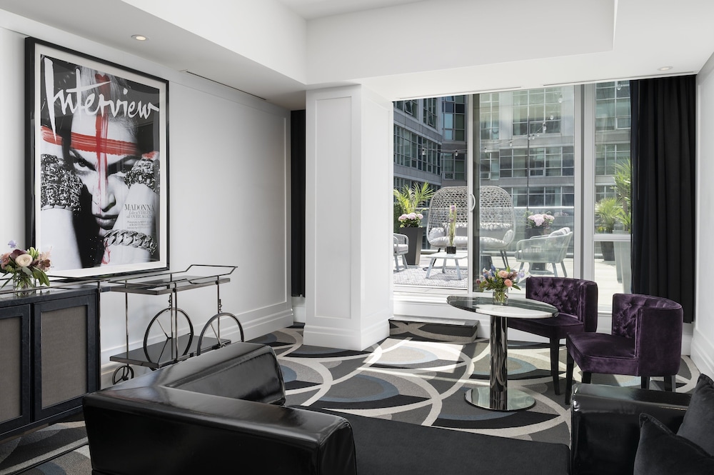 Executive Suite, Patio (Marilyn Executive) thumbnail 5
