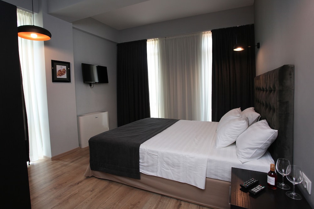 Basic Double Room