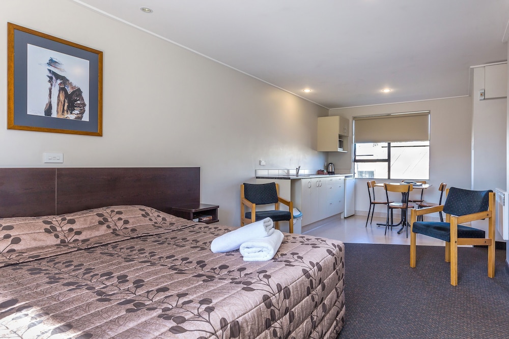 One Bedroom Suite