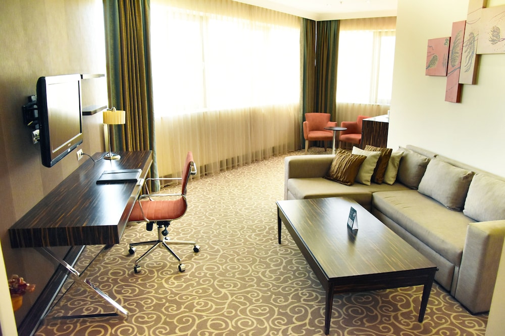 Elite Suite