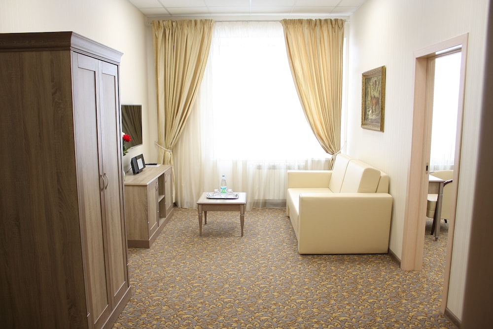 Business Suite photo 2