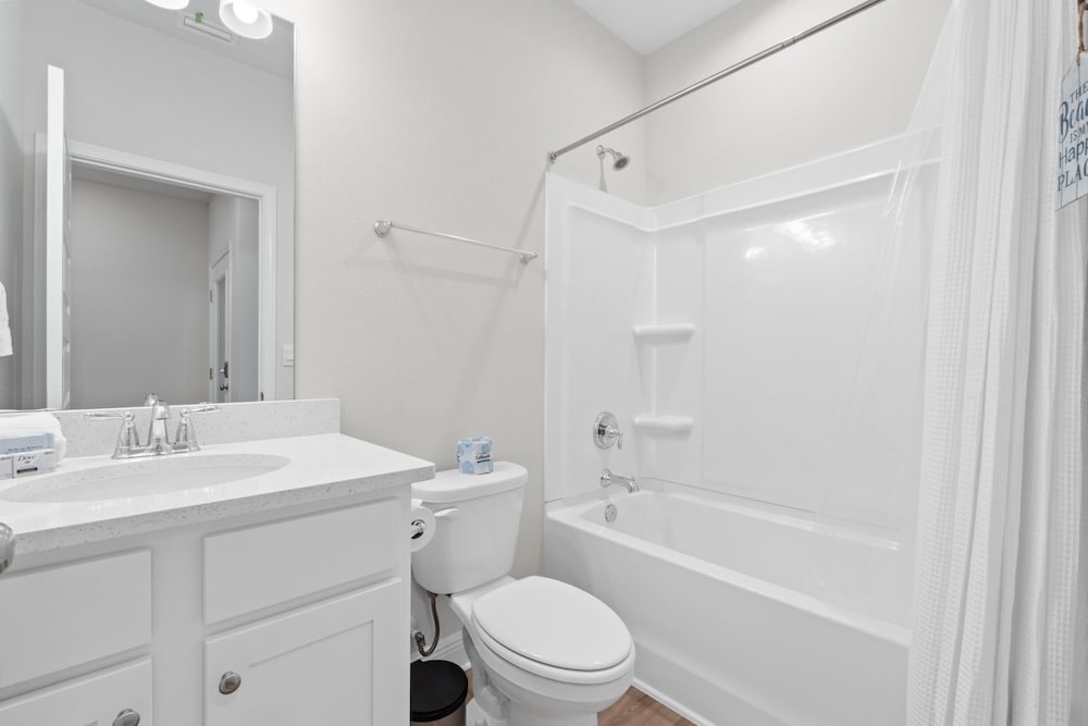 Pet Friendly Beach House - Osprey Landing photo 2