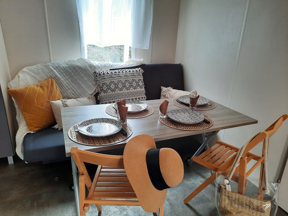Mobile Home, 2 Bedrooms (Domino) photo 3