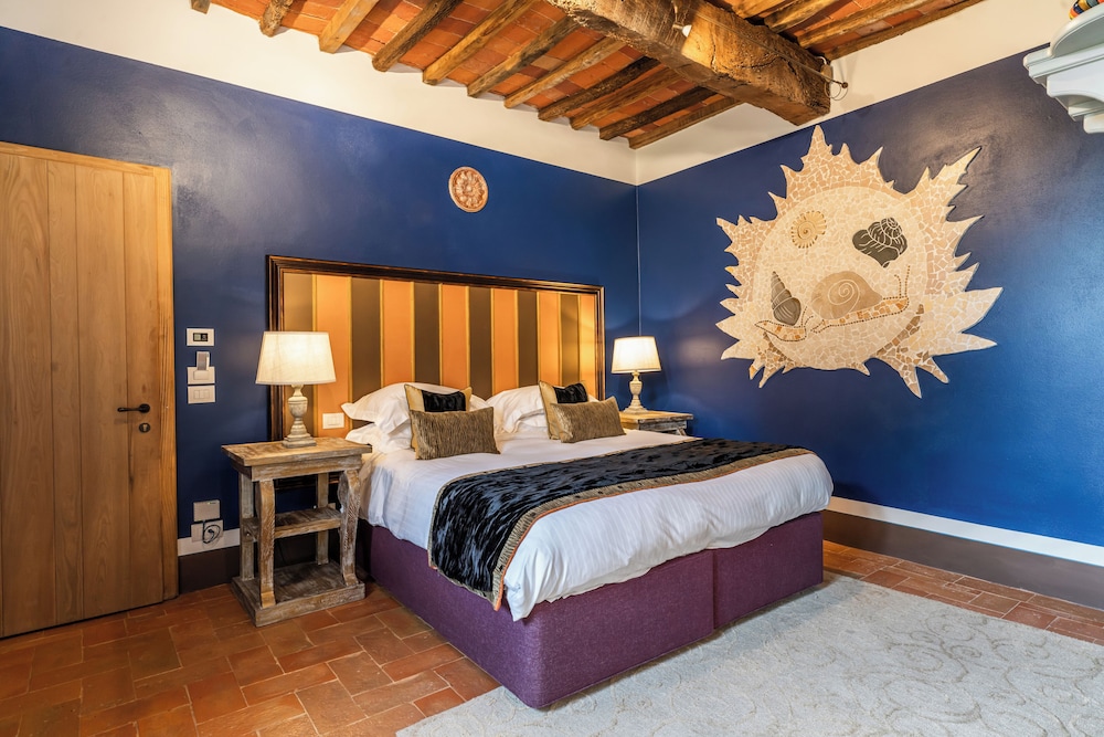 Luxury Suite, Garden View (One Bedroom)