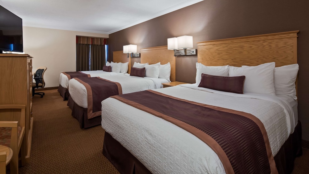 Standard Room, 2 Queen Beds, Non Smoking (Oversized Room)