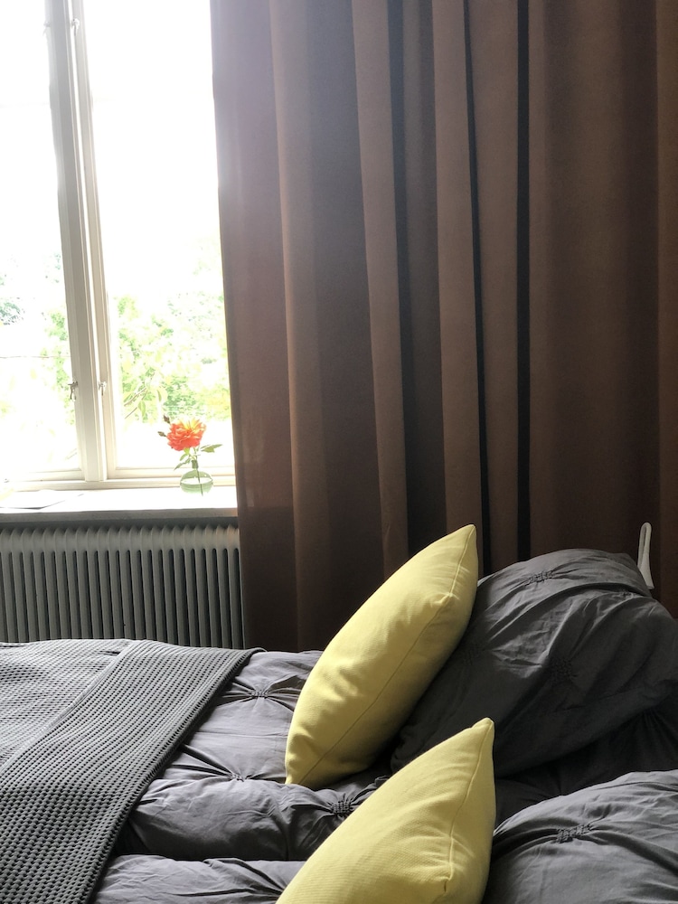 Double Room with own bathroom photo 3