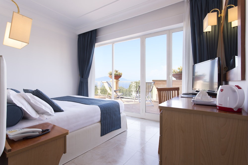 Superior Double Room, Balcony, Sea View