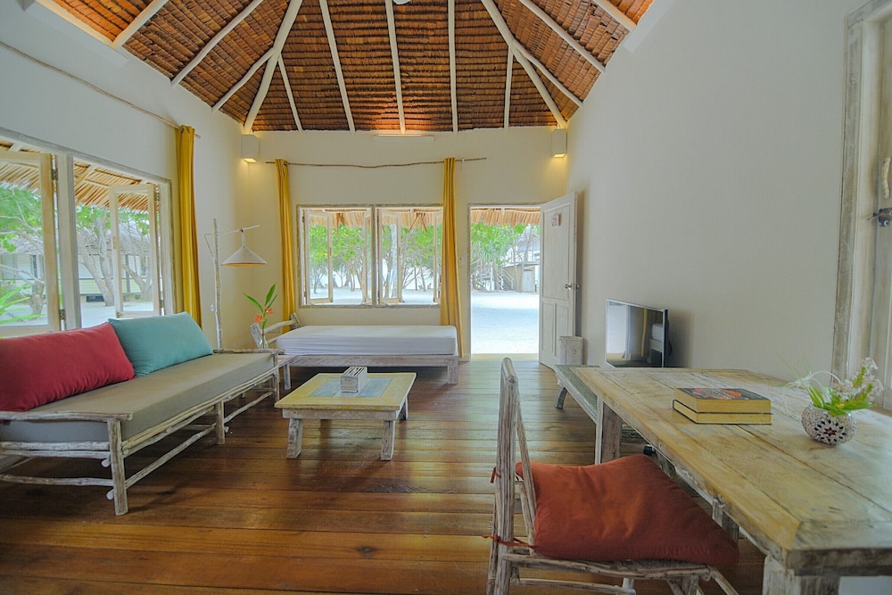 Villa, Ocean View photo 2