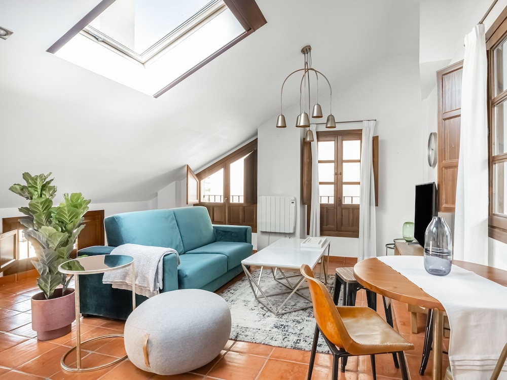 One-bedroom Apartment - Photo 6