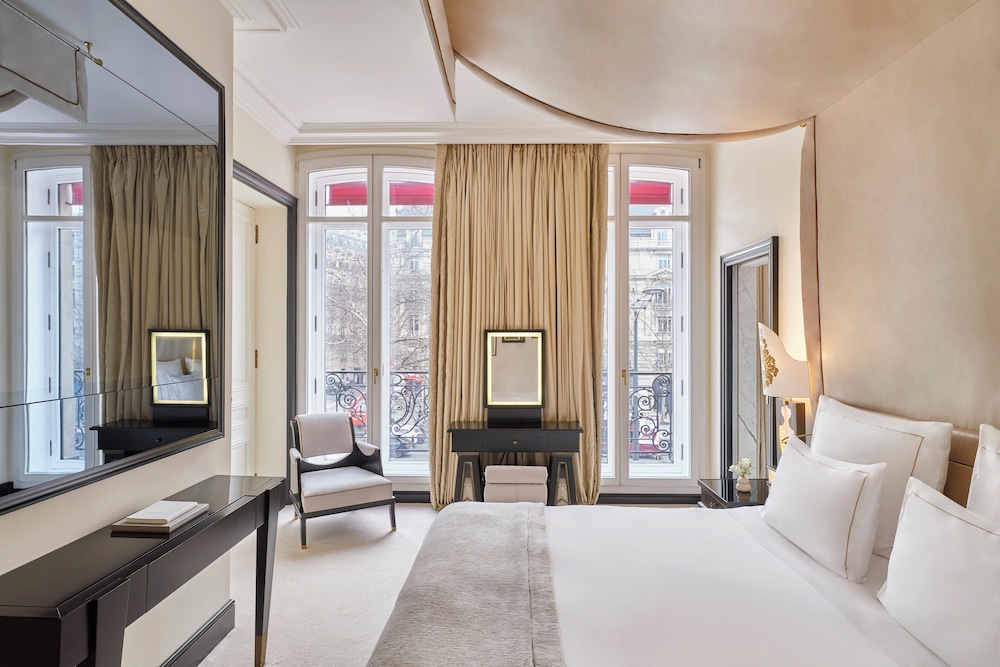 Signature Suite (George V) photo 1