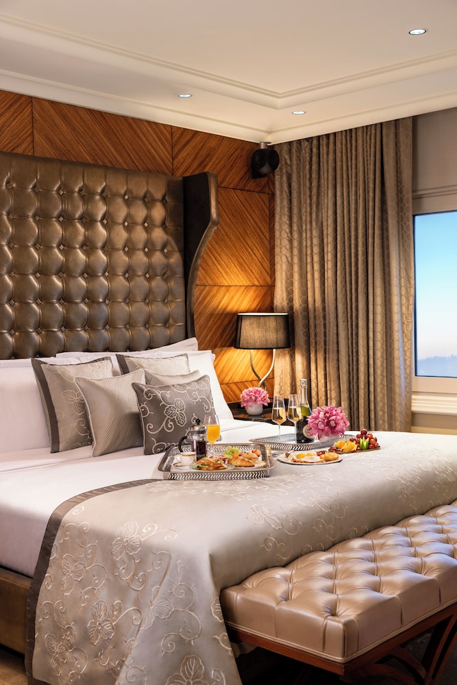 Superior Room Queen Bed Diplomatic Enclave View