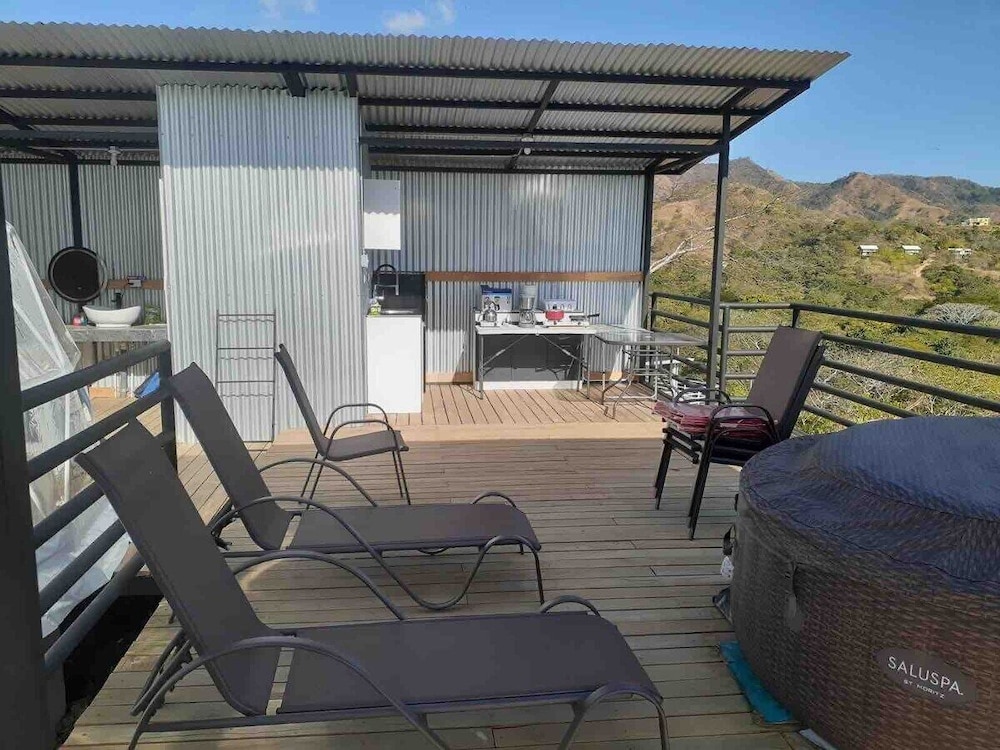 Bungalow photo 2