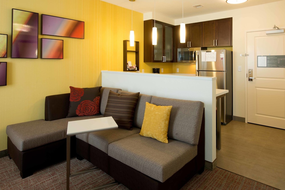 Suite, 1 Bedroom photo 3