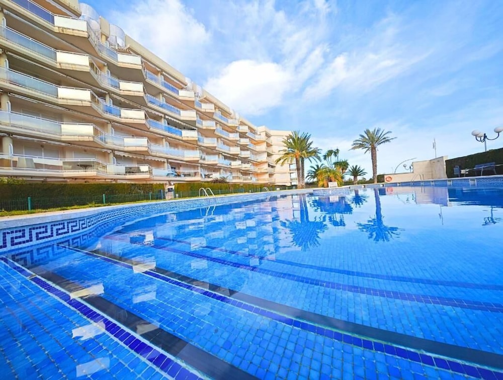 Charmante Miami Platja Wohnung mit Gartenblick, Foto 5