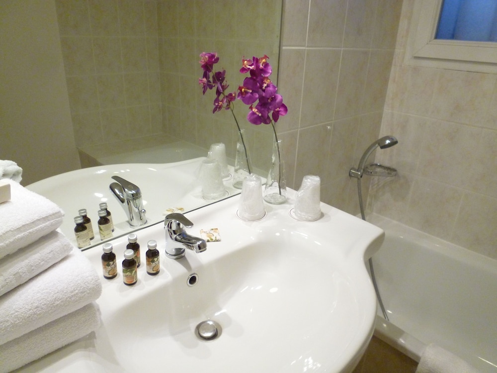 Two-Bedroom Holiday Home photo 2