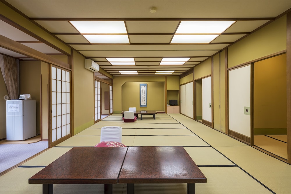 Japanese Style Connecting Room photo 2