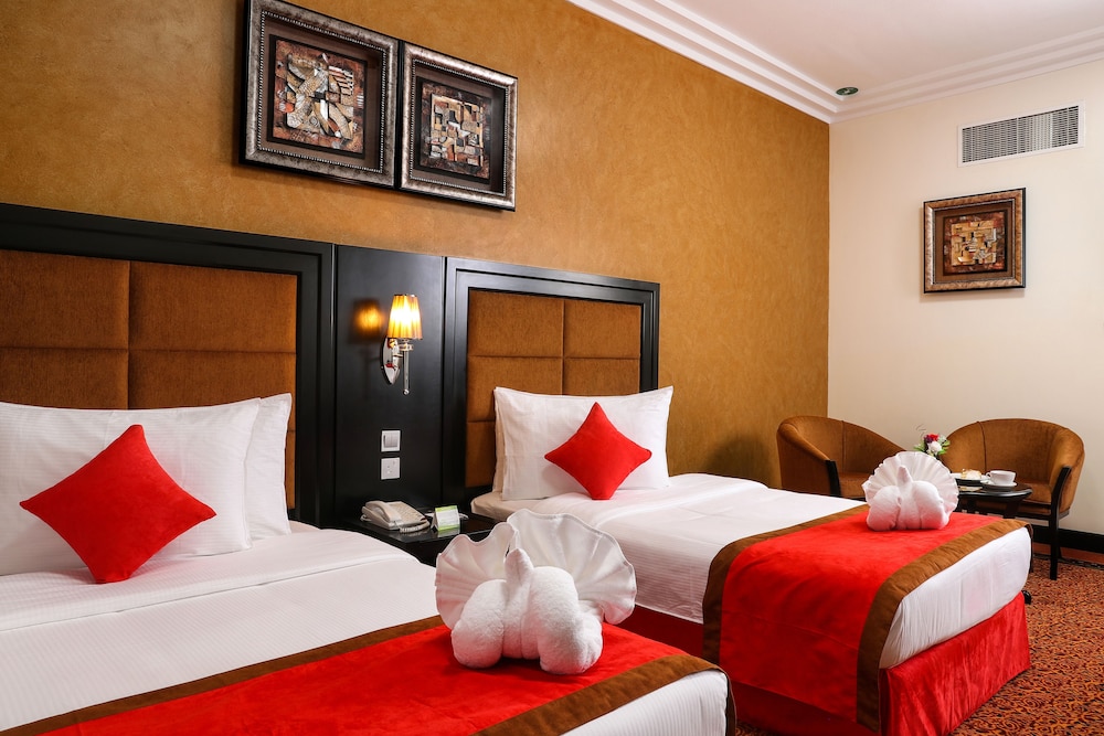 Executive Suite, City View photo 2