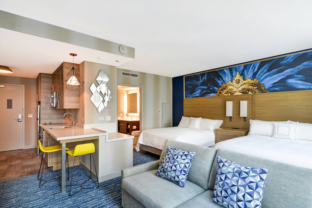 Studio Suite, 2 Queen Beds (Hearing Accessible) - Photo 3