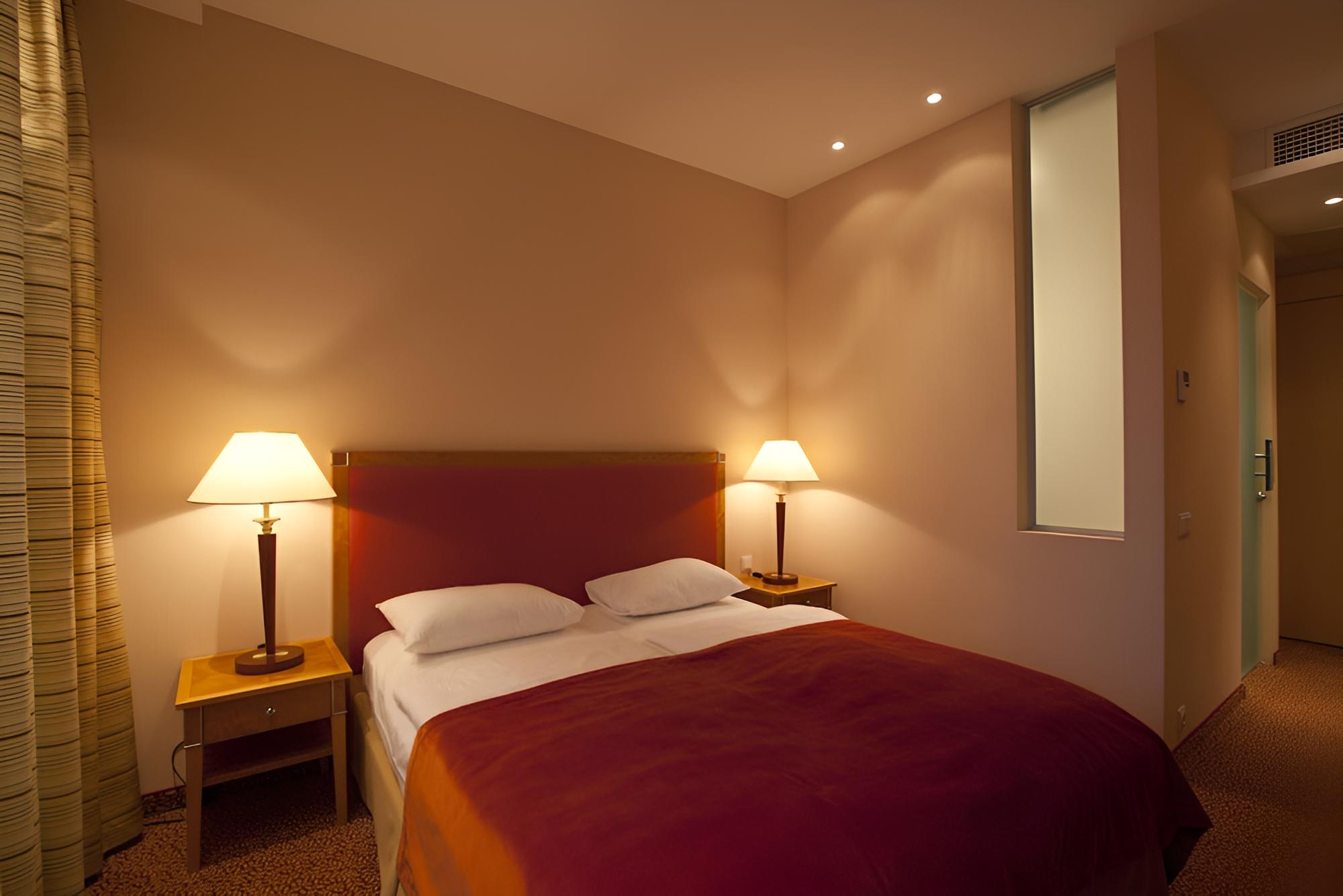 Standard Double Room - Photo 4