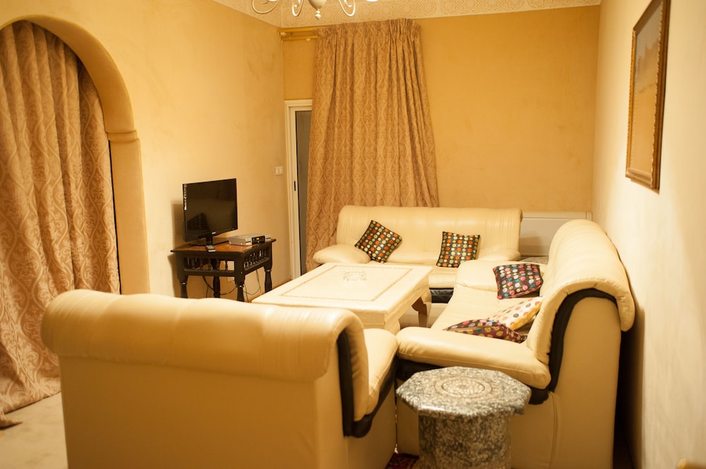 Comfort Suite photo 2