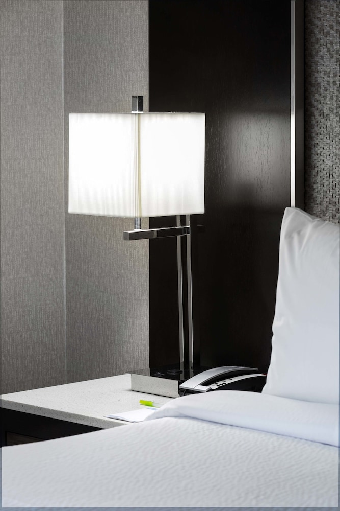 Room, 2 Queen Beds (Hearing Accessible)