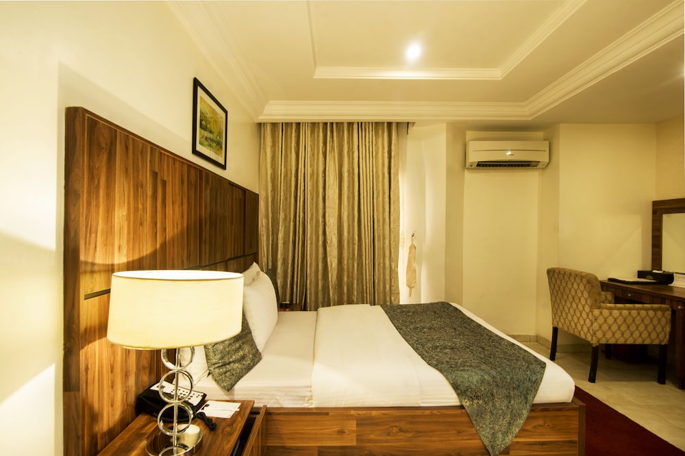 Deluxe Room, 1 King Bed, Non Smoking